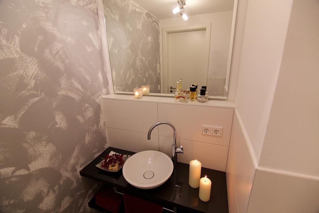 Ferienwohnung "Karmeliten Am Dom" Ratyzbona Zewnętrze zdjęcie